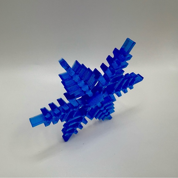 HANDMADE- Snowflake ornament - Picture 4 of 5